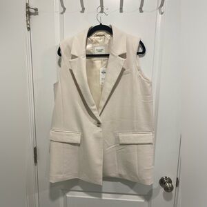 Abercrombie Blazer Vest in white